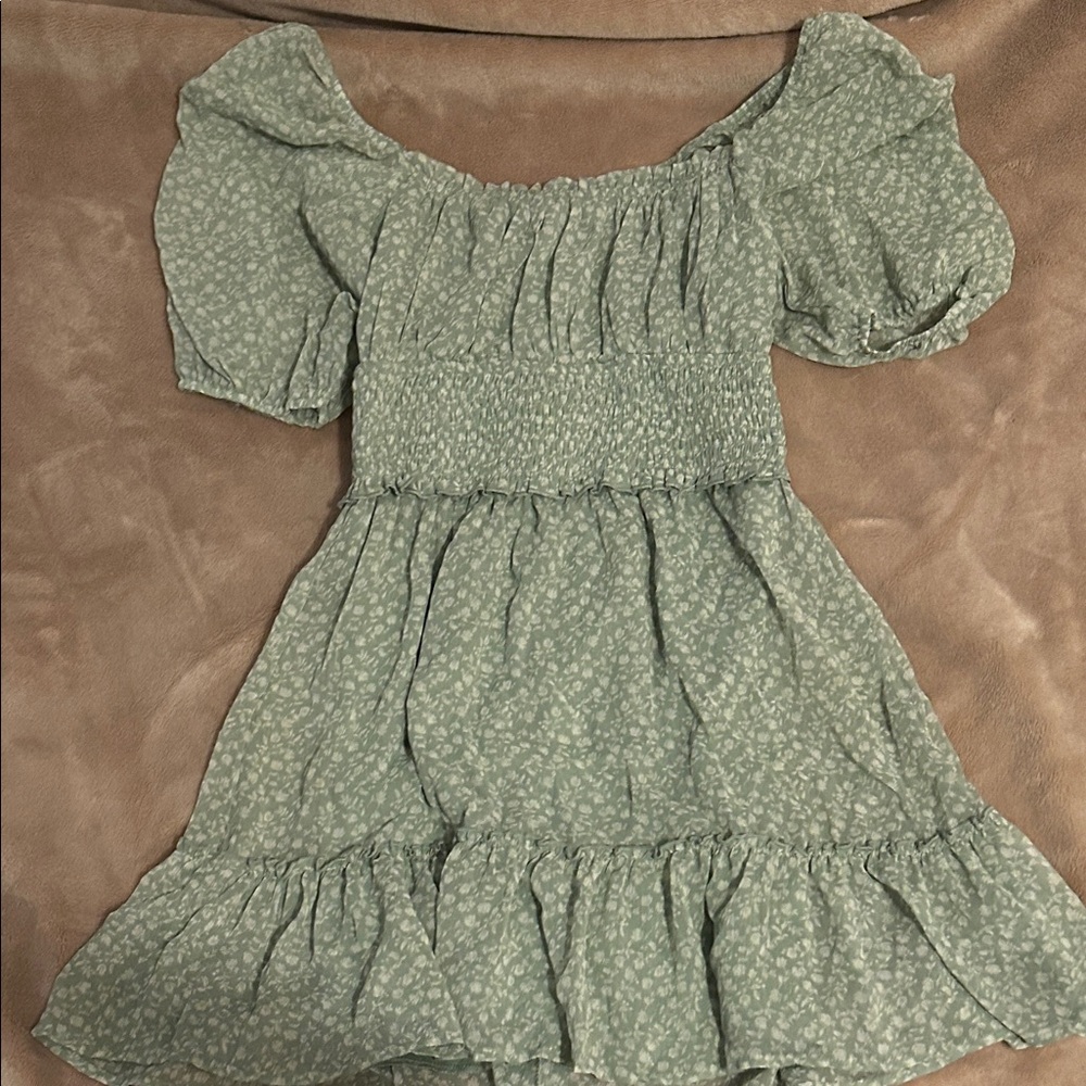 Trixxi Casual Dress in Light Green Floral